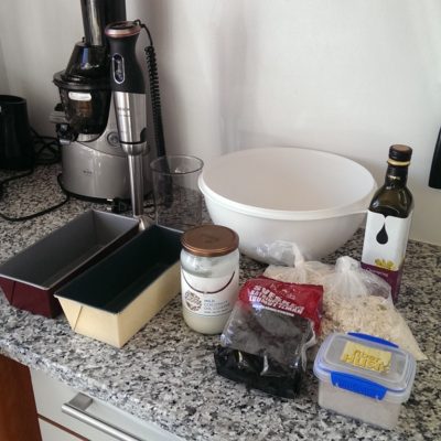 ingredienser glutenfri mælkefrit rugbrød 400x400 ingredienser glutenfri mælkefrit rugbrød.jpg